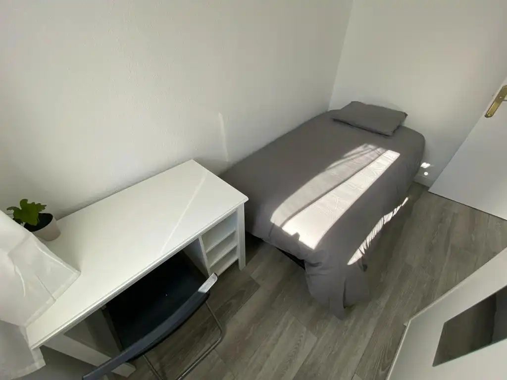 Bedroom of Flat for rent in Madrid  with Heating, Furnished and Oven