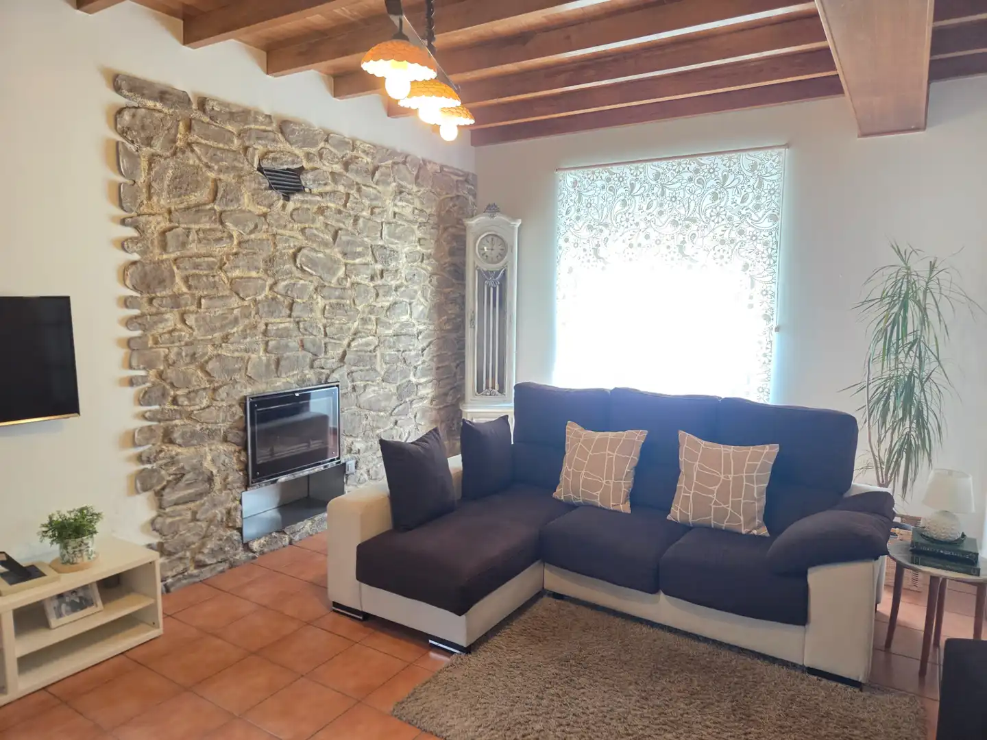 Wohnzimmer von Einfamilien-Reihenhaus zum Verkauf in Alfoz mit Heizung, Privatgarten und Abstellraum