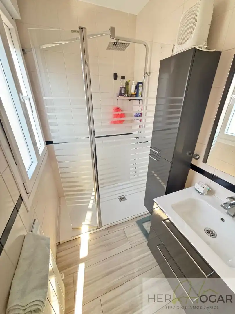 Baño de Casa o chalet en venta en Orgaz con Aire acondicionado, Calefacción y Terraza
