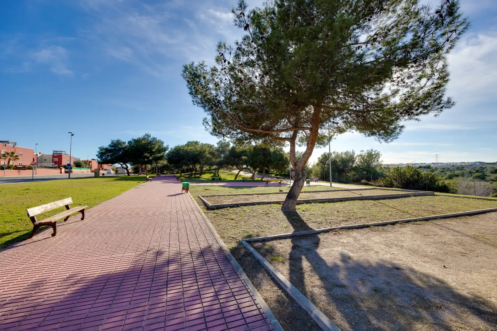 Vista exterior de Pis en venda en Orihuela amb Aire condicionat, Jardí privat i Terrassa