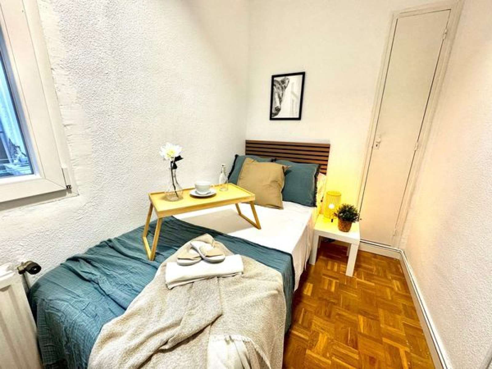 Bedroom of Flat to share in  Madrid Capital  with Air Conditioner, Heating and Terrace