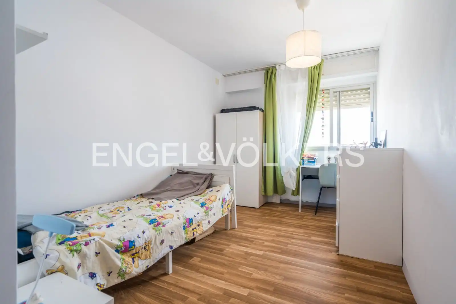 Bedroom of Flat for rent in Sagunto / Sagunt  with Air Conditioner, Heating and Parquet flooring