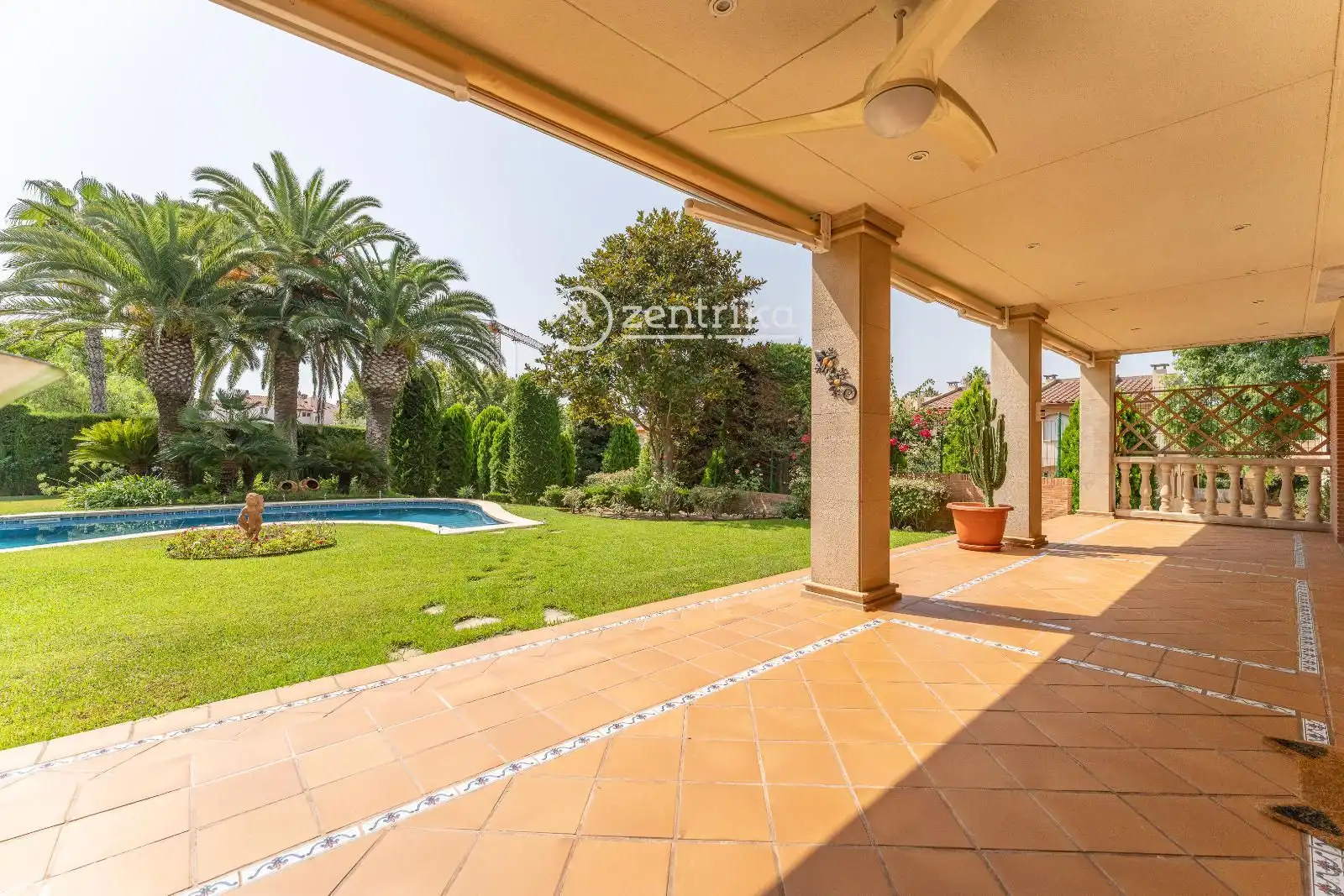 Garden of Houses for sale in Cambrils  with Air Conditioner, Heating and Storage room