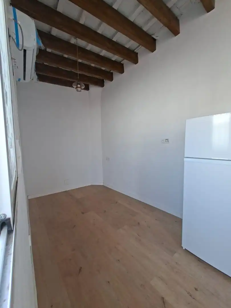 Estudi en venda en Sevilla amb Aire condicionat