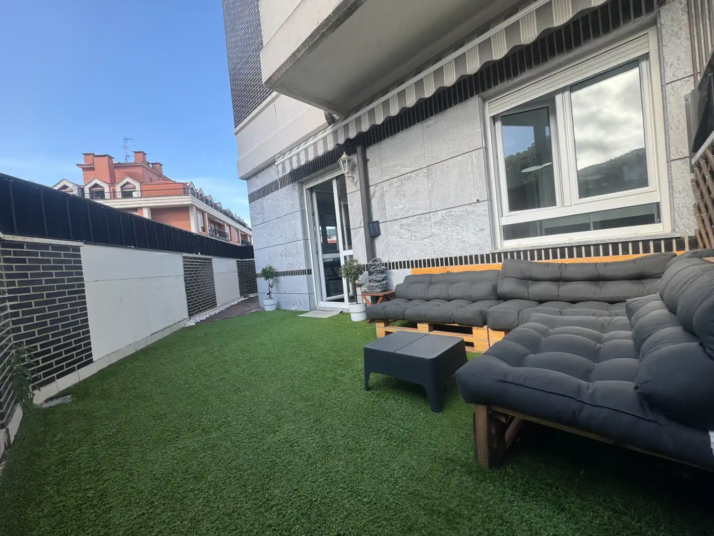 Terraza de Planta baja en venta en Castro-Urdiales con Calefacción, Jardín privado y Parquet