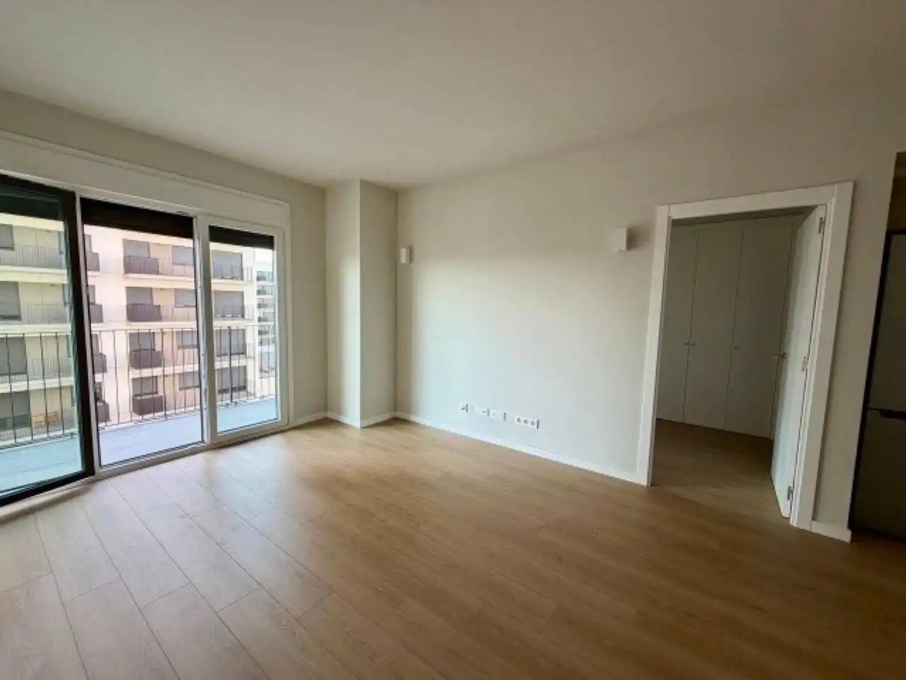 Bedroom of Flat for rent in Terrassa  with Air Conditioner, Heating and Parquet flooring
