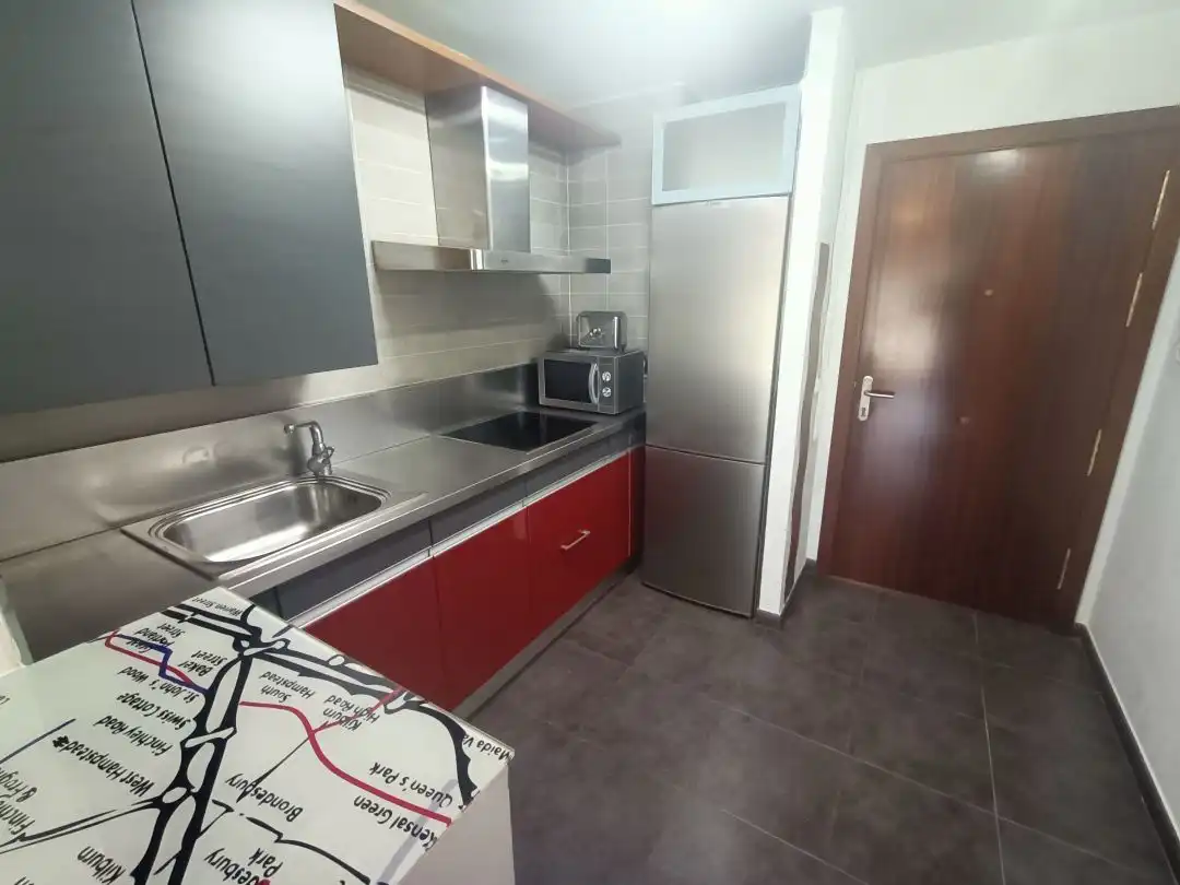Küche von Wohnung zum Verkauf in Abadiño  mit Heizung, Privatgarten und Terrasse