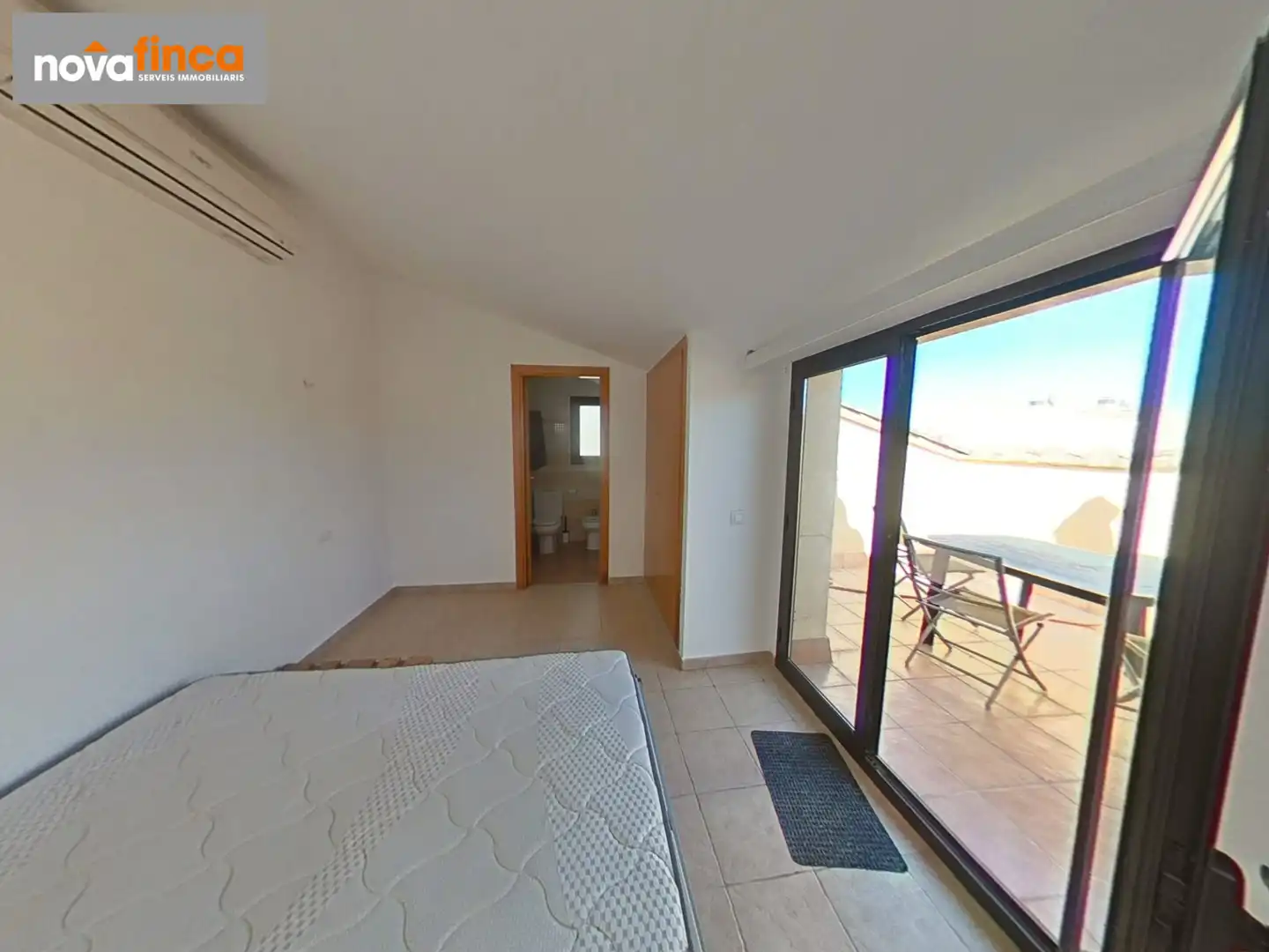 Schlafzimmer von Maisonette zum Verkauf in Calonge i Sant Antoni mit Klimaanlage, Heizung und Terrasse