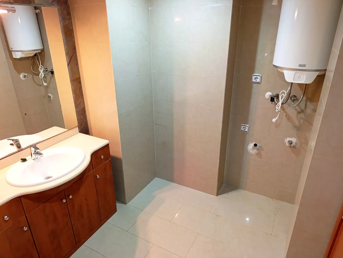 Bathroom of Duplexes for sale in Calella  with Air Conditioner, Heating and Terrace