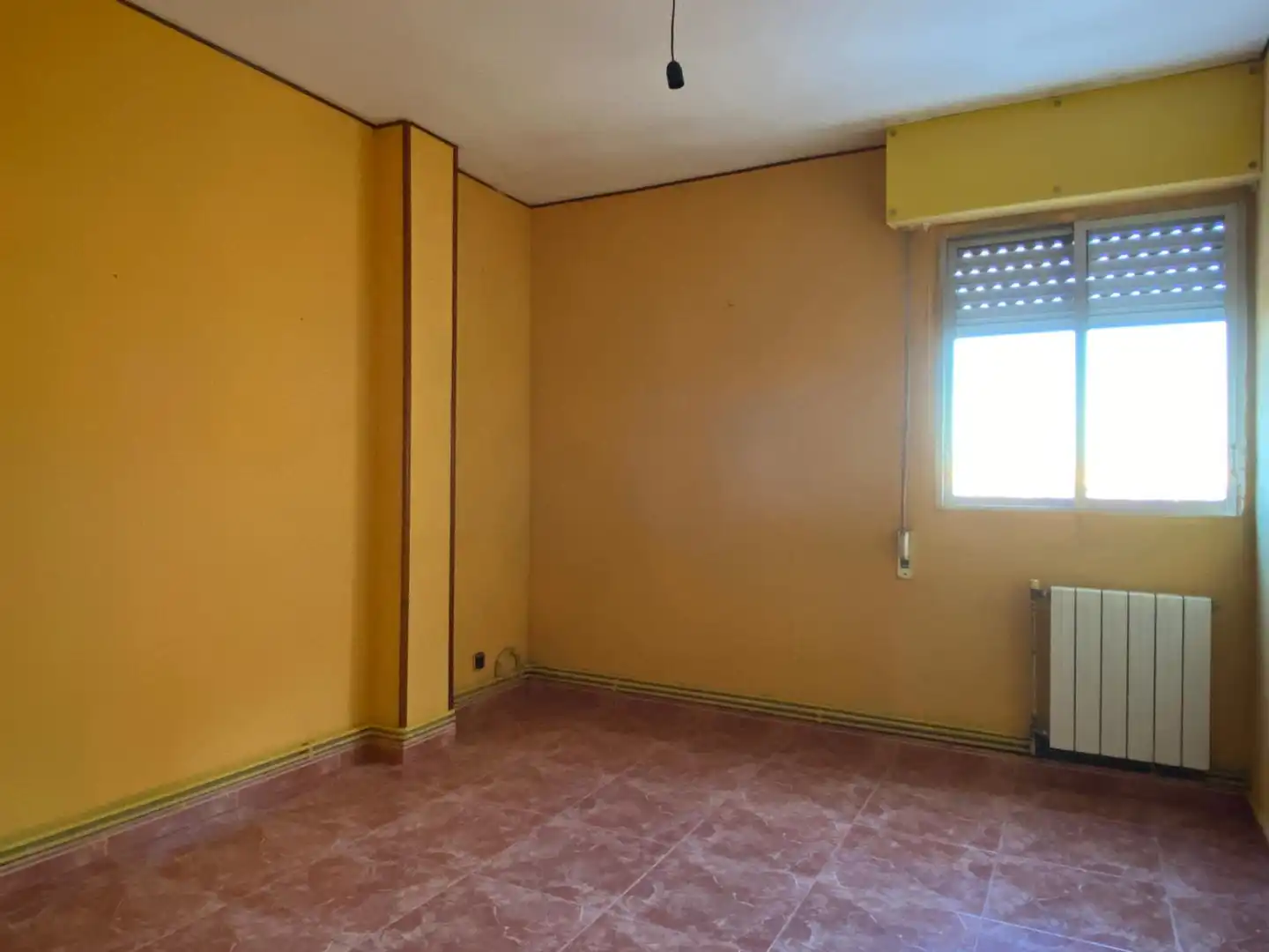 Schlafzimmer von Wohnung zum Verkauf in Tarragona mit Heizung, Ofen und Balkon