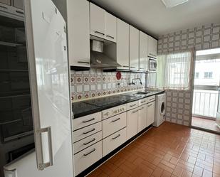 Kitchen of Flat for sale in  Zaragoza Capital  with Heating, Storage room and Oven