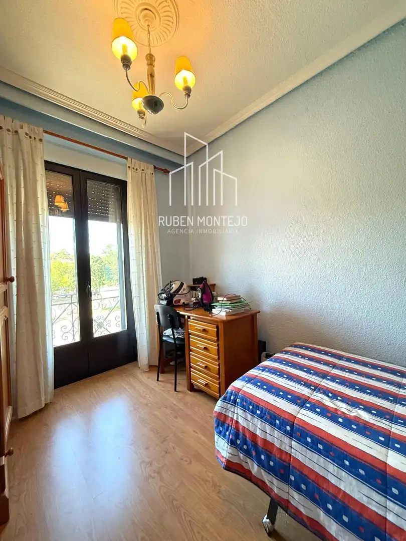 Schlafzimmer von Einfamilien-Reihenhaus zur Miete in Salamanca mit Heizung, Terrasse und Abstellraum