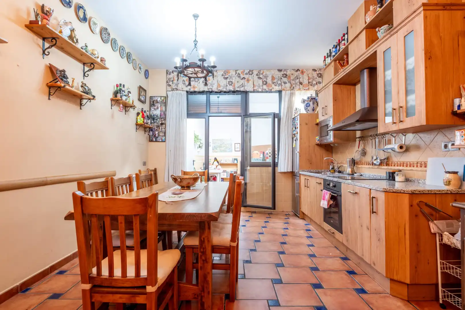 Kitchen of Houses for sale in Zaragoza  with Air Conditioner and Heating