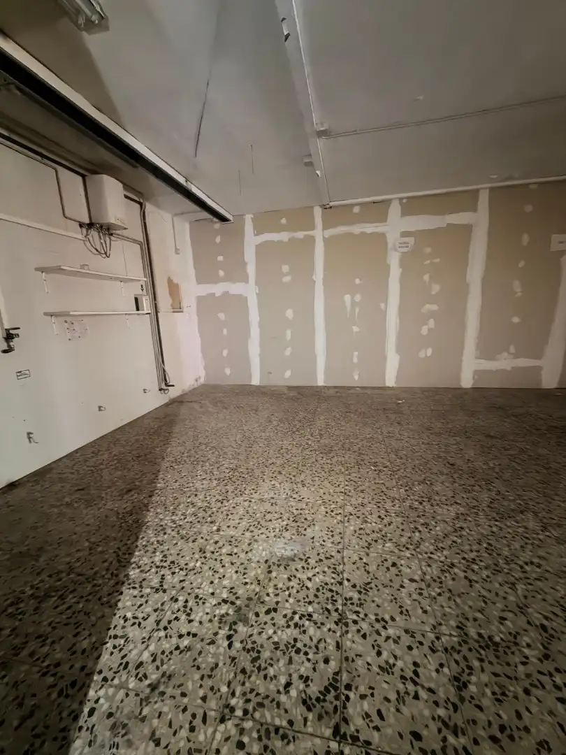 Local comercial en venta en Centre - Estació, imagen 10