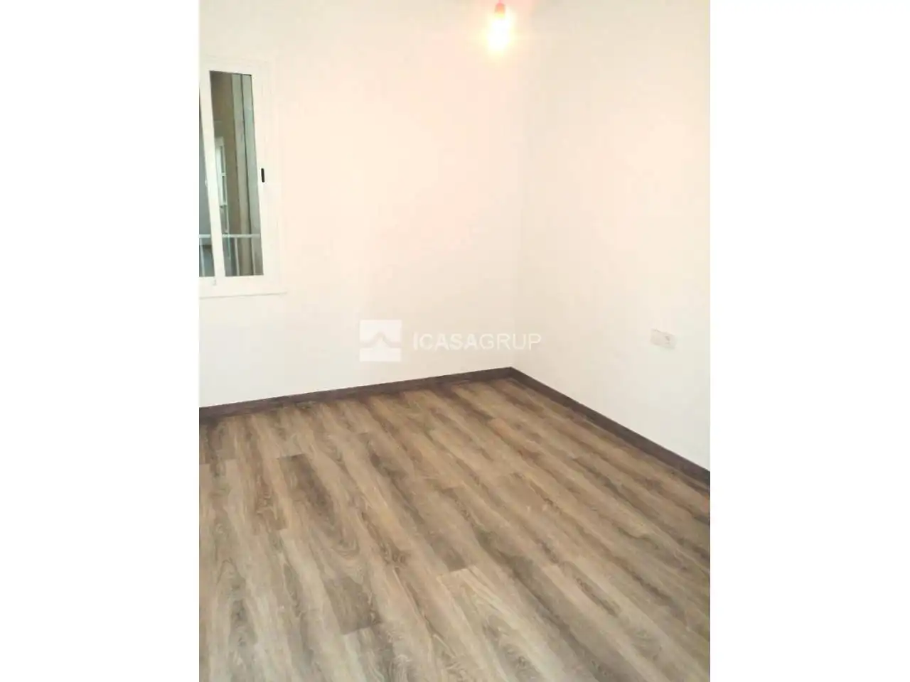 Bedroom of Flat for sale in Rubí  with Air Conditioner, Heating and Balcony