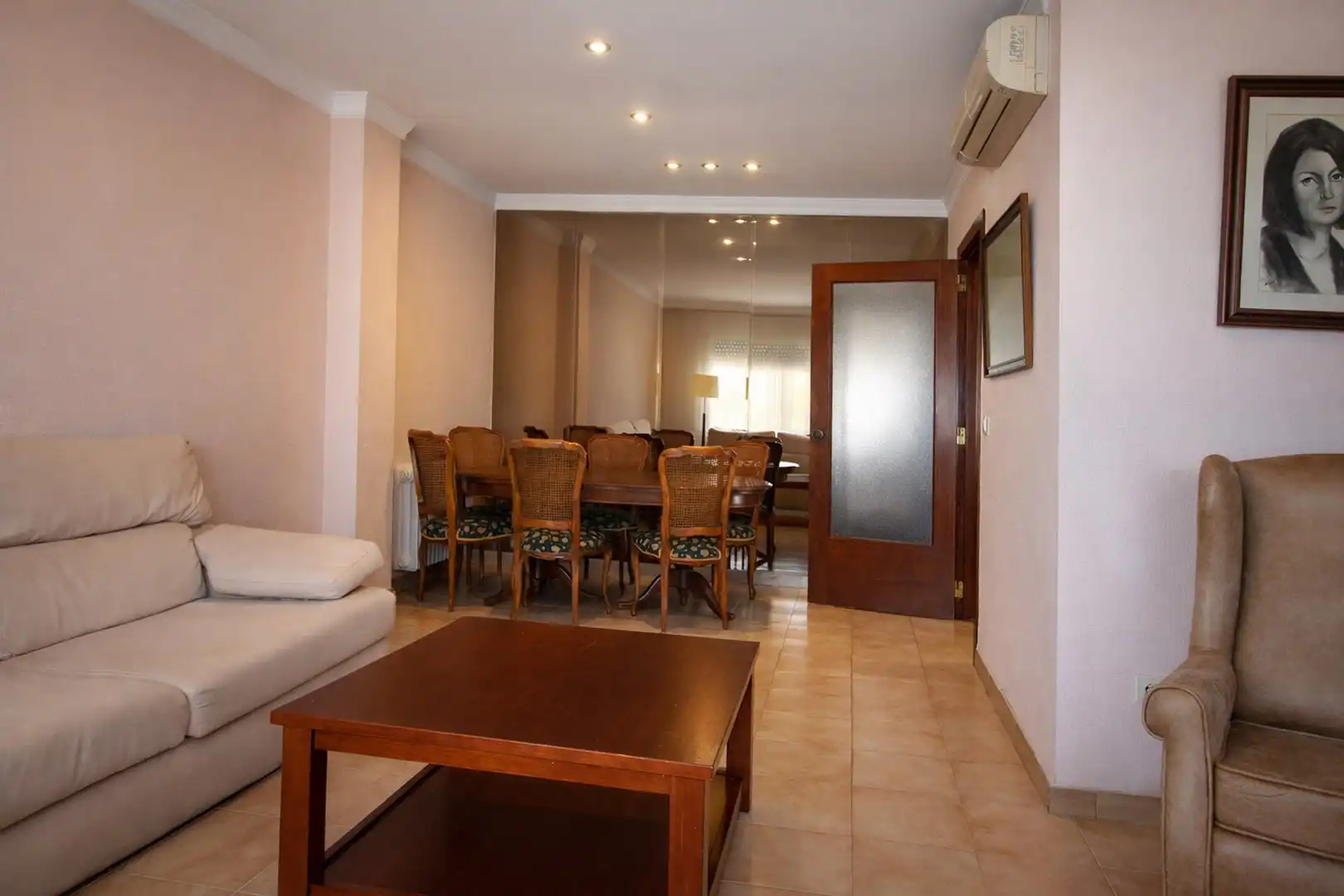 Sala de estar de Piso en venta en Figueres con Calefacción y Terraza