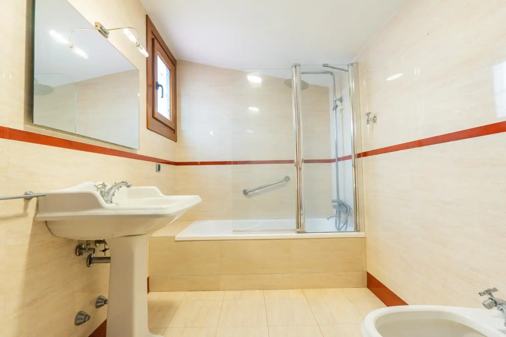 Detached house with pool for sale in Las Cuevas - Los Gómez, imagen 36