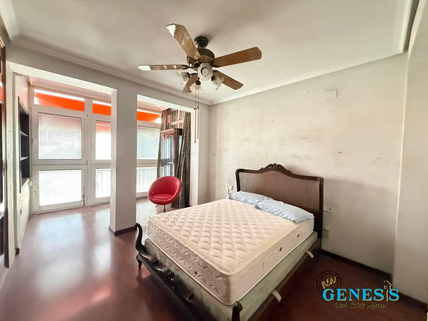 Dormitori de Apartament en venda en Torrevieja amb Parquet i Moblat
