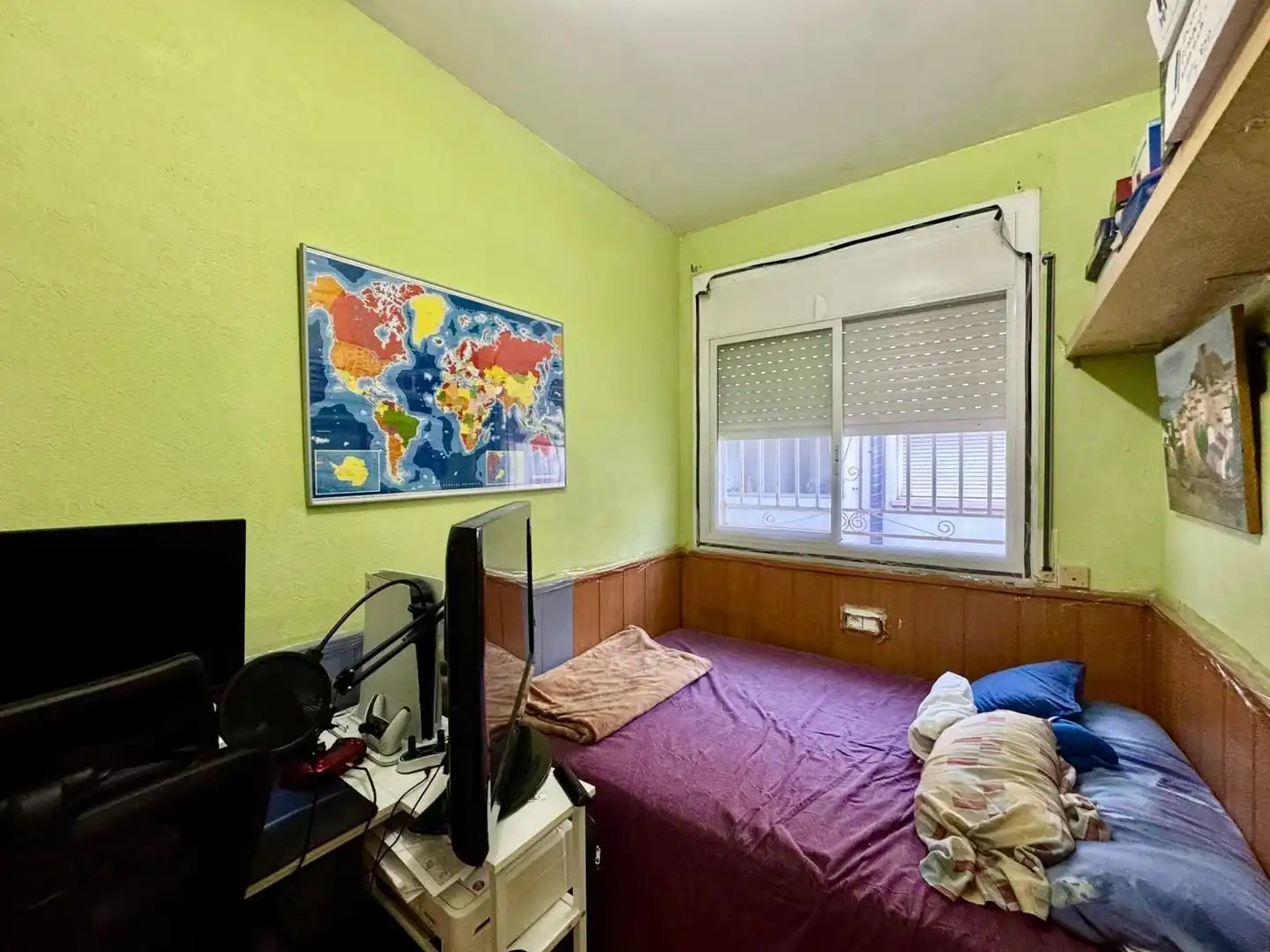 Bedroom of Flat for sale in Badalona  with Air Conditioner and Heating
