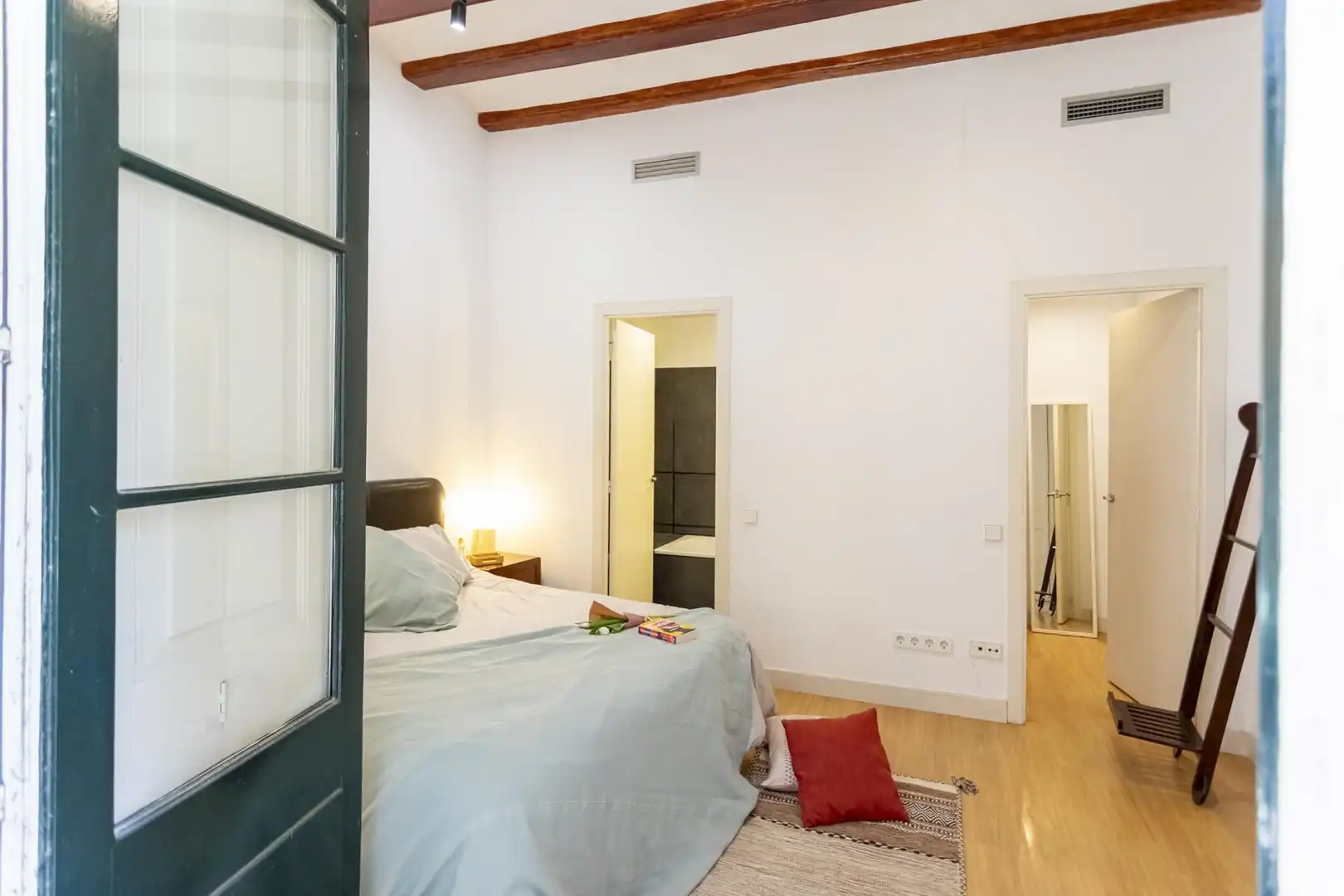 Habitación de Piso en venta en Girona con Calefacción y Balcón