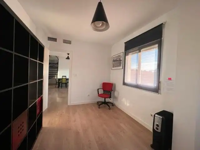 Dachboden zur Miete in Murcia mit Klimaanlage, Heizung und Terrasse