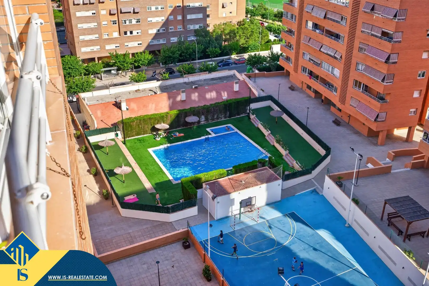 Swimming pool of Flat for sale in Alicante / Alacant  with Air Conditioner, Terrace and Storage room