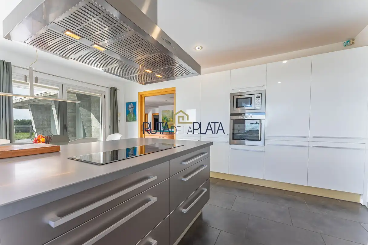 Cocina de Casa o chalet en venta en Zamora Capital  con Calefacción, Jardín privado y Piscina