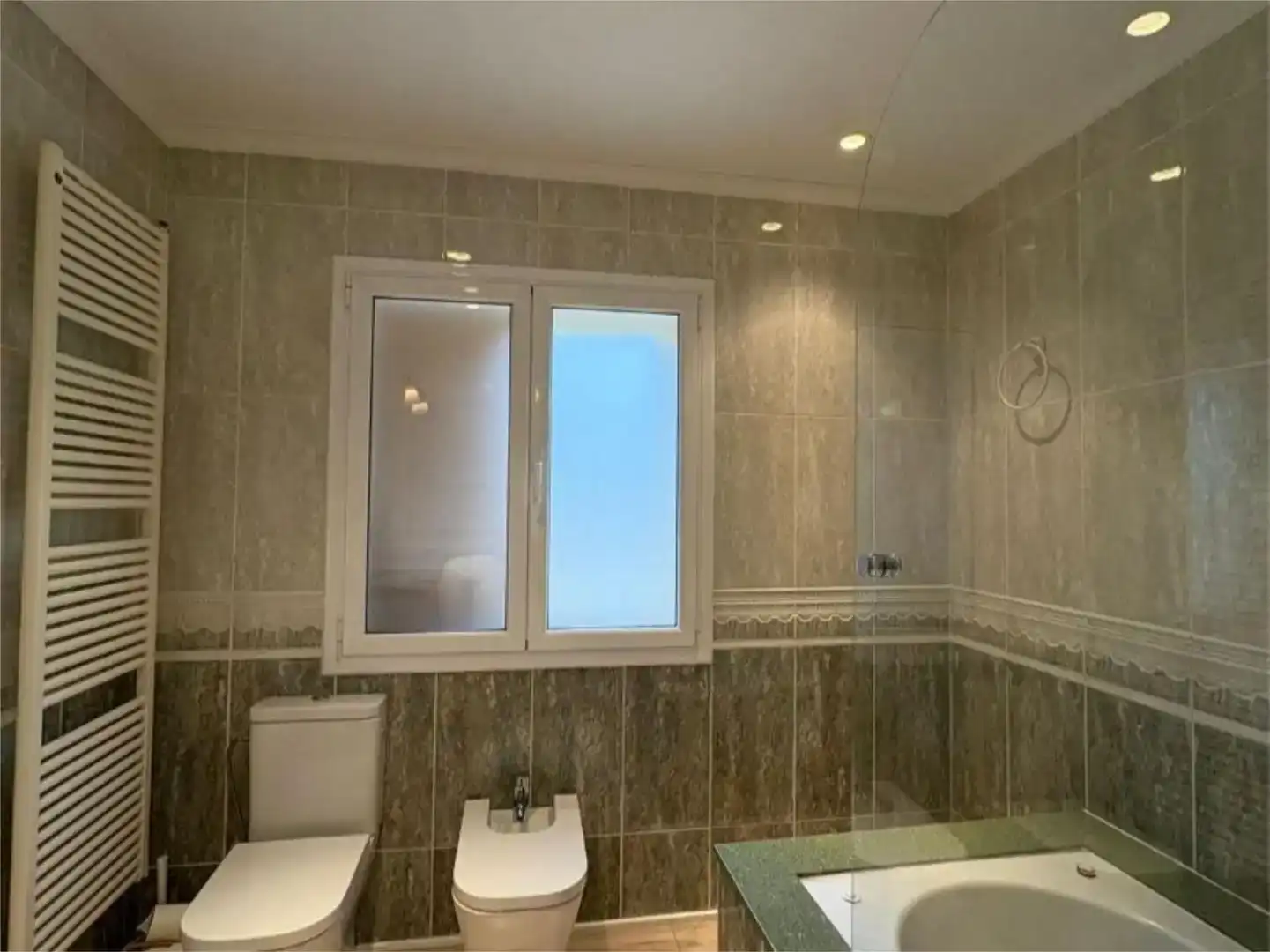 Bathroom of Houses for sale in Argentona  with Air Conditioner and Balcony