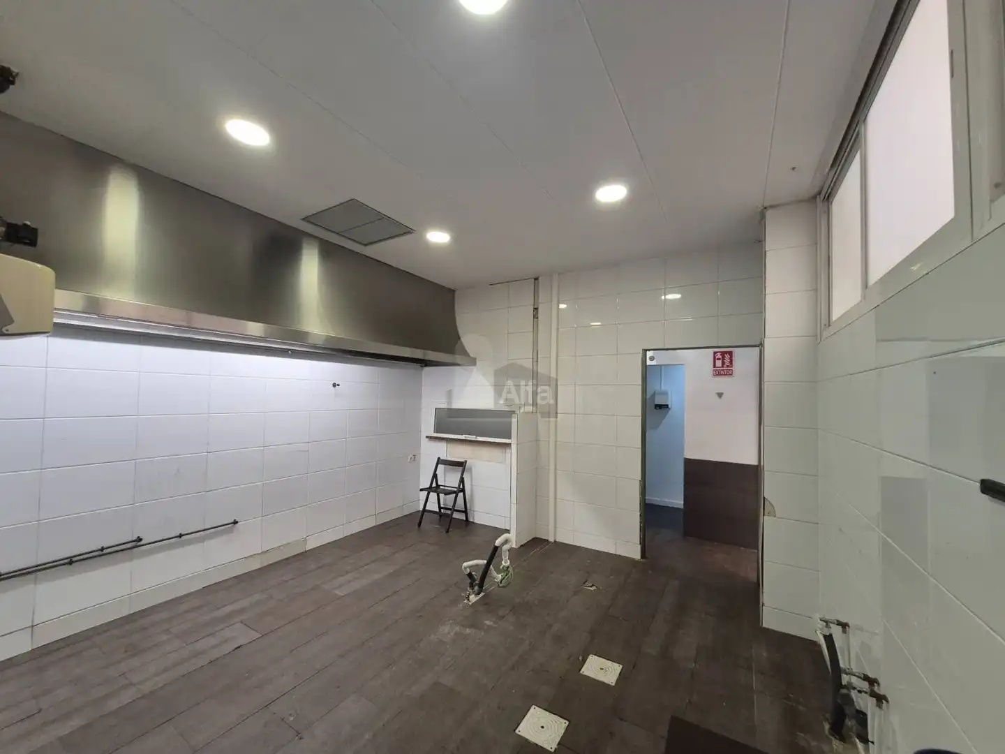Cocina de Local de alquiler en Tavernes Blanques con Aire acondicionado y Calefacción
