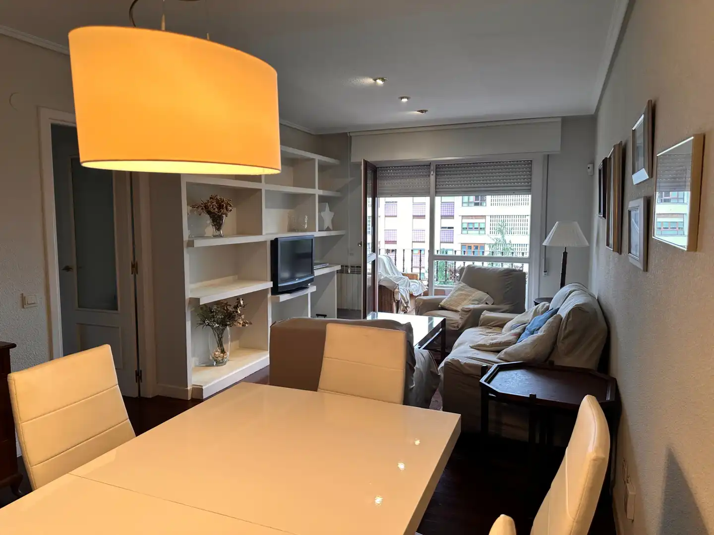 Living room of Flat for rent in Santander  with Heating, Parquet flooring and Terrace
