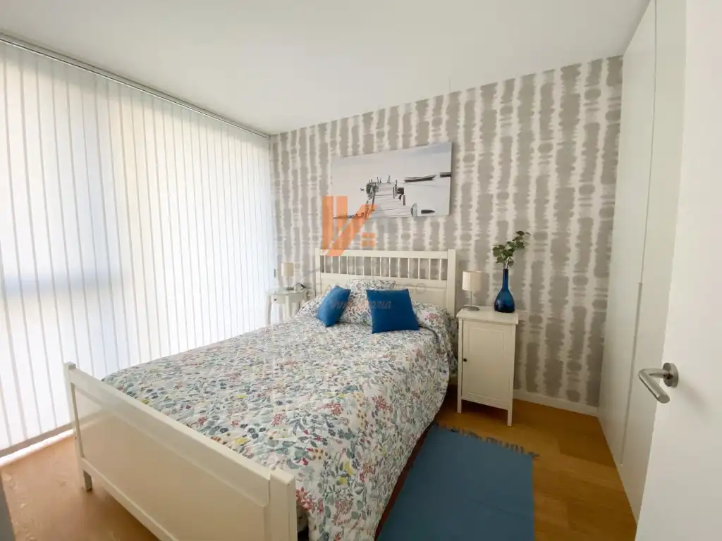 Bedroom of Duplexes for rent in Santiago de Compostela   with Furnished