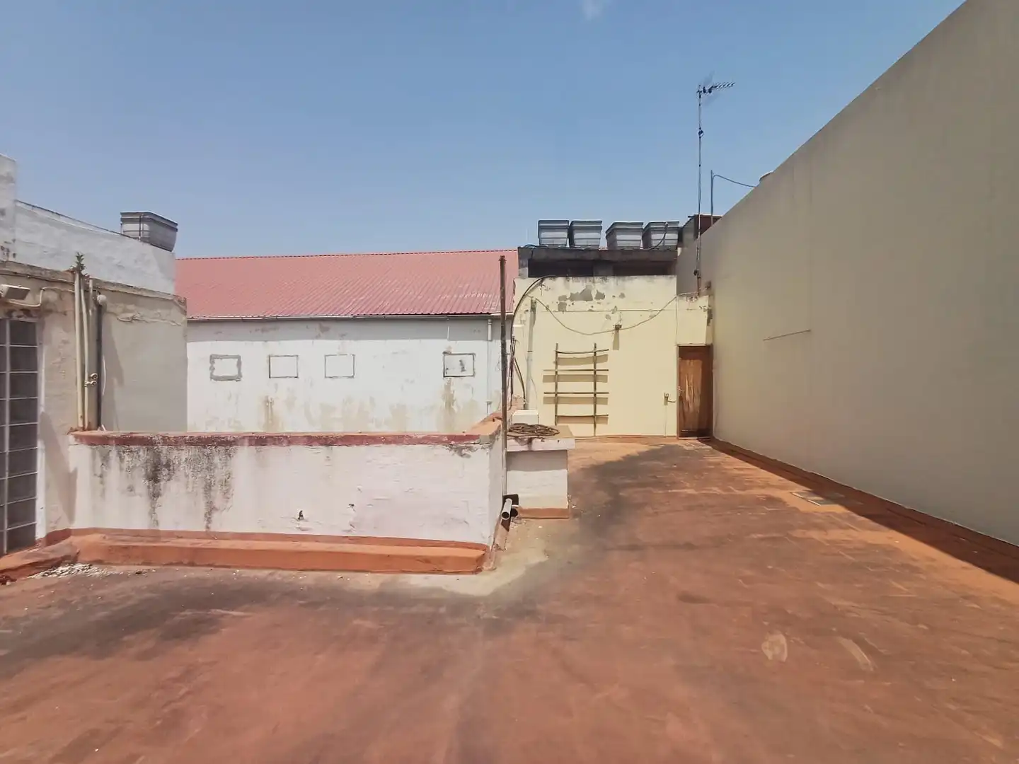 Vista exterior de Casa adosada en venta en Santa Brígida con Terraza y Alarma
