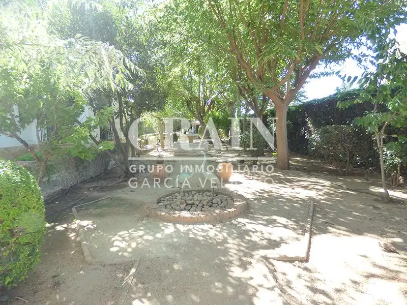 Garden of Houses for sale in Albacete  with Air Conditioner, Heating and Private garden