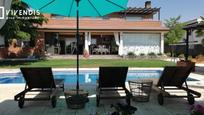 Piscina de Casa o xalet en venda en Alpicat amb Calefacció, Jardí privat i Terrassa