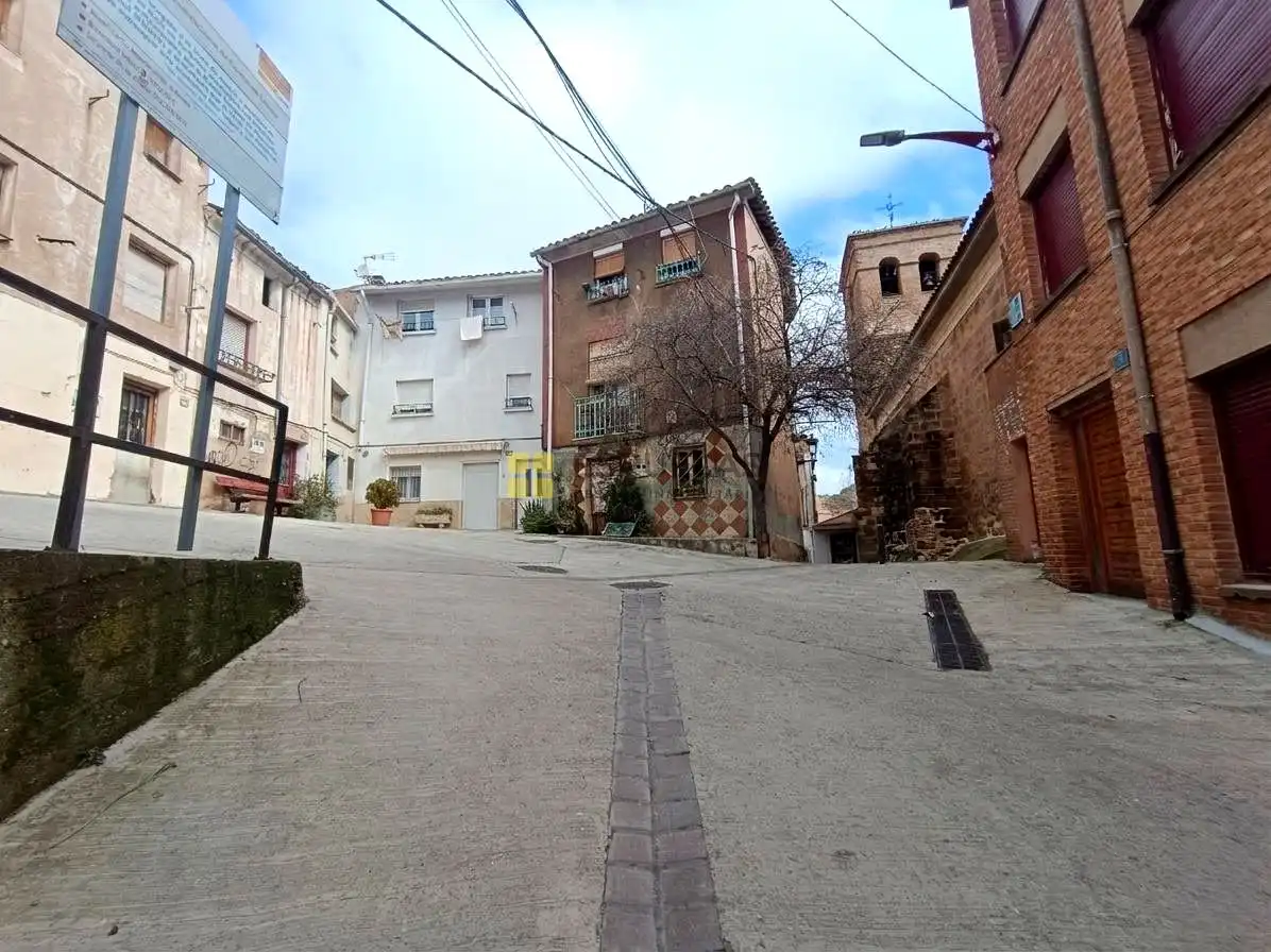 Vista exterior de Casa adosada en venta en Arnedo con Balcón