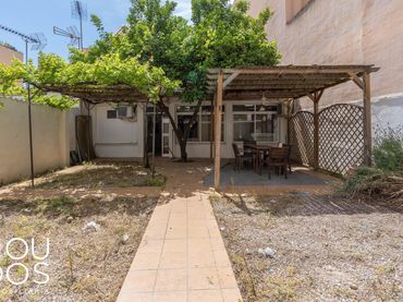 Bajo con jardín en venta en Platja de Palma