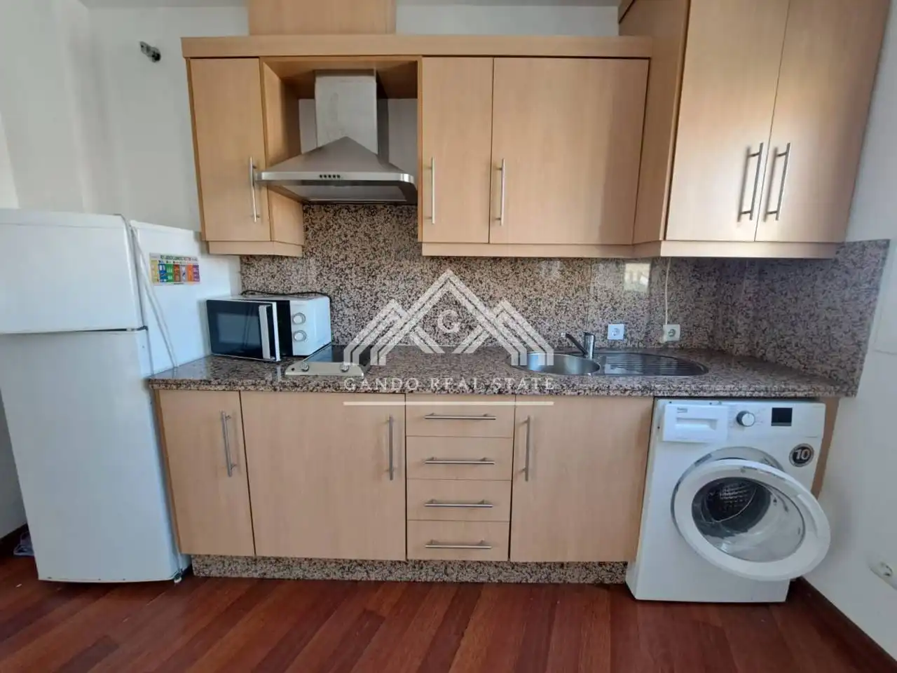 Kitchen of Duplexes for sale in Dos Hermanas  with Air Conditioner, Parquet flooring and Terrace