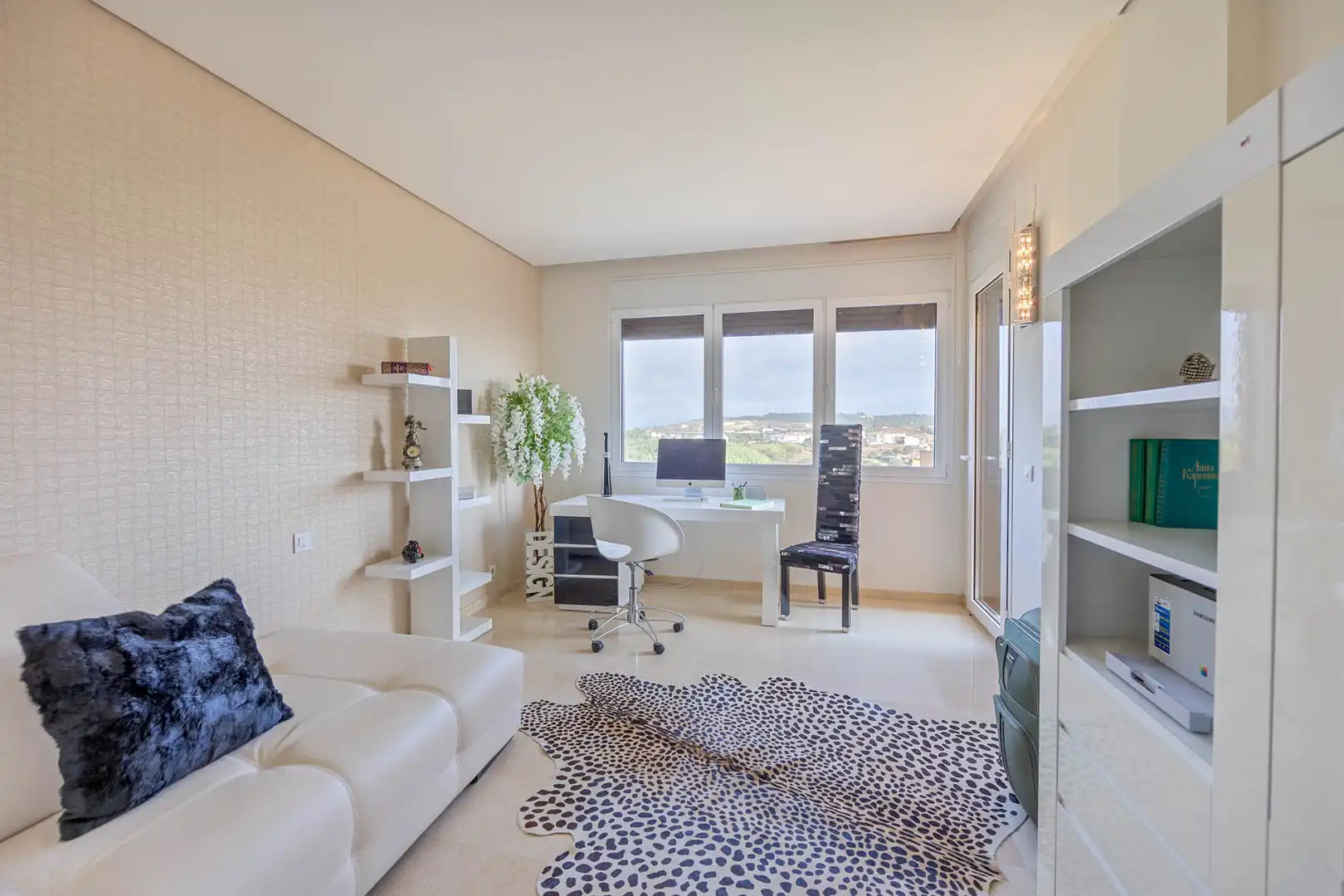 Apartment with pool for sale in Puerto de Sotogrande - La Marina, imagen 25