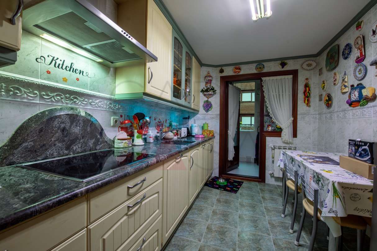 Wohnung zum verkauf in Calle Ría de Solía