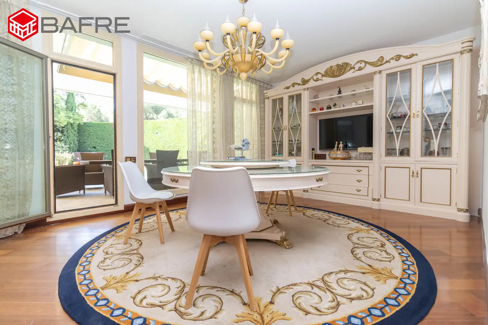 Dining room of Houses for sale in Pozuelo de Alarcón  with Air Conditioner, Private garden and Storage room
