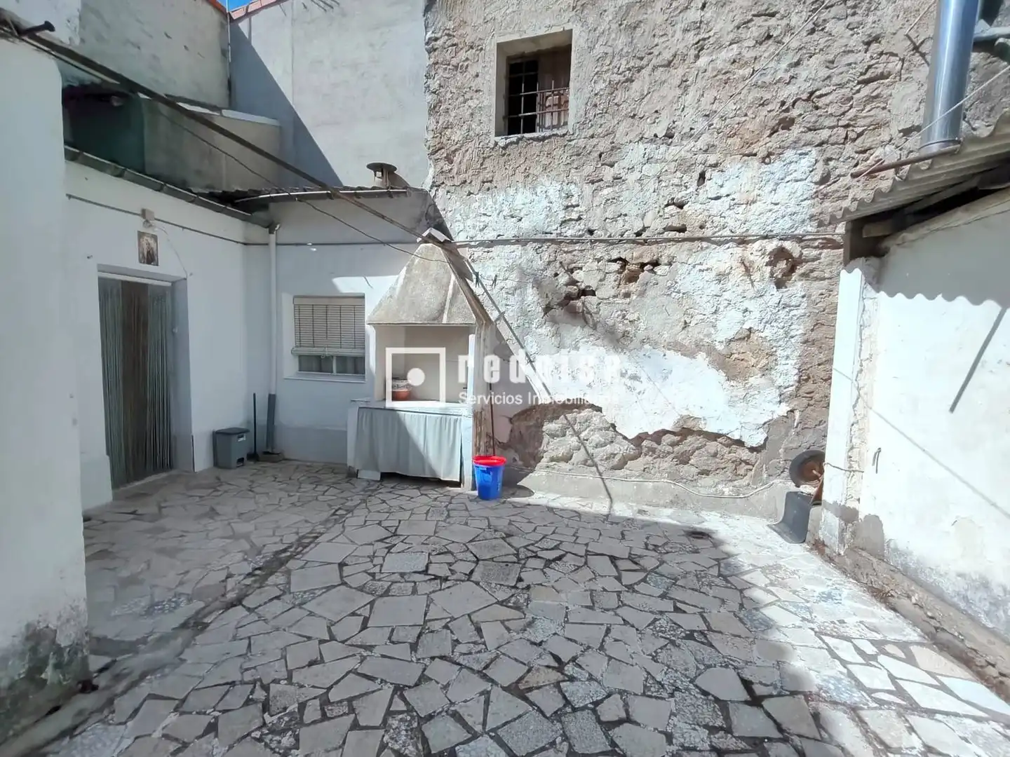 Casa o xalet en venda en Villaconejos amb Calefacció, Traster i Moblat
