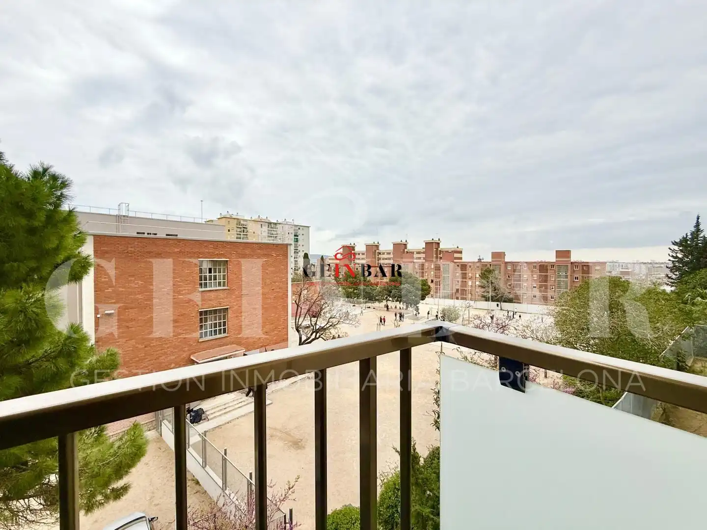 Terraza de Piso en venta en L'Hospitalet de Llobregat con Aire acondicionado, Calefacción y Terraza