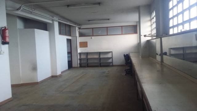 Local comercial en Venta en Los Castros - Castrillón