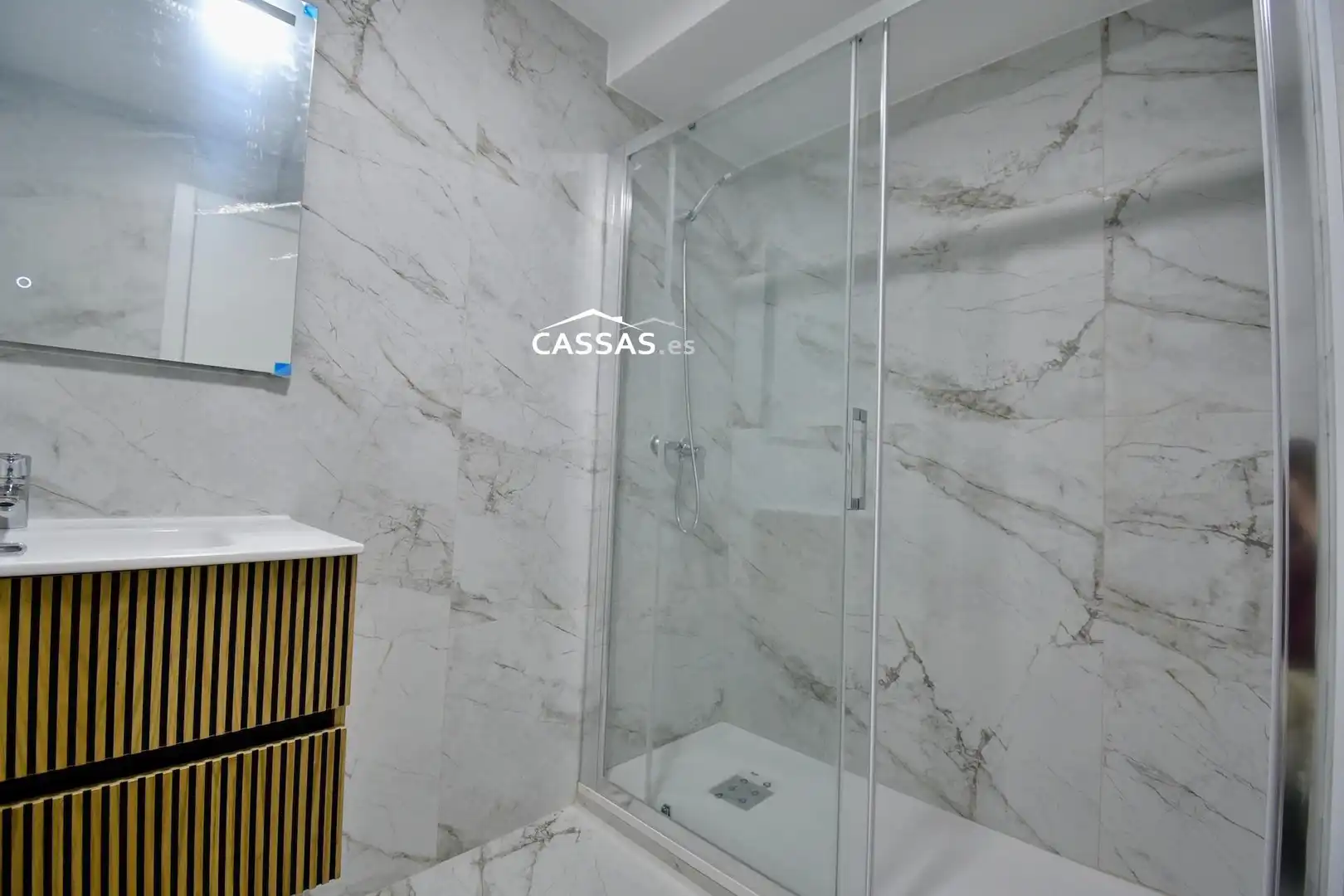 Bany de Pis en venda en Torrejón de Ardoz amb Calefacció i Terrassa