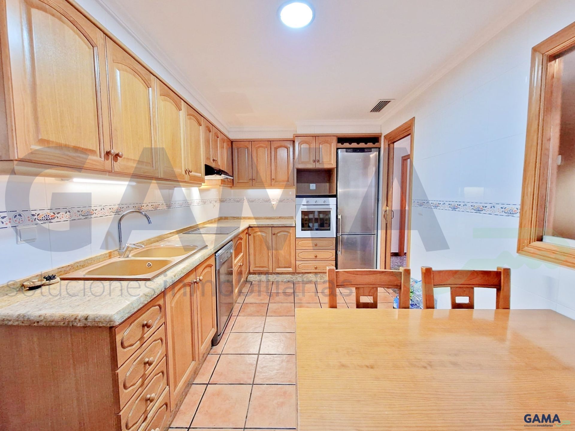 Cuina de Pis de lloguer en Alzira amb Aire condicionat