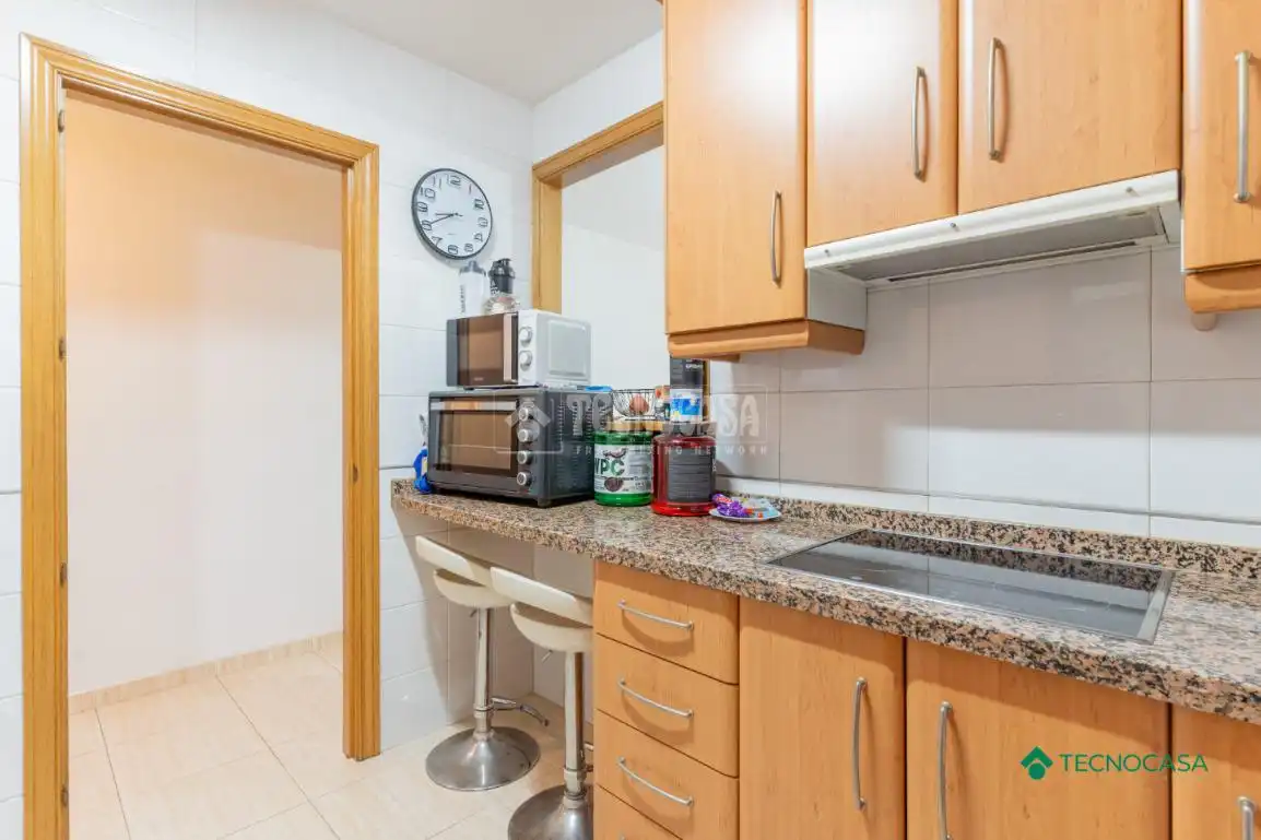 Kitchen of Flat for sale in Roquetas de Mar  with Furnished and Balcony