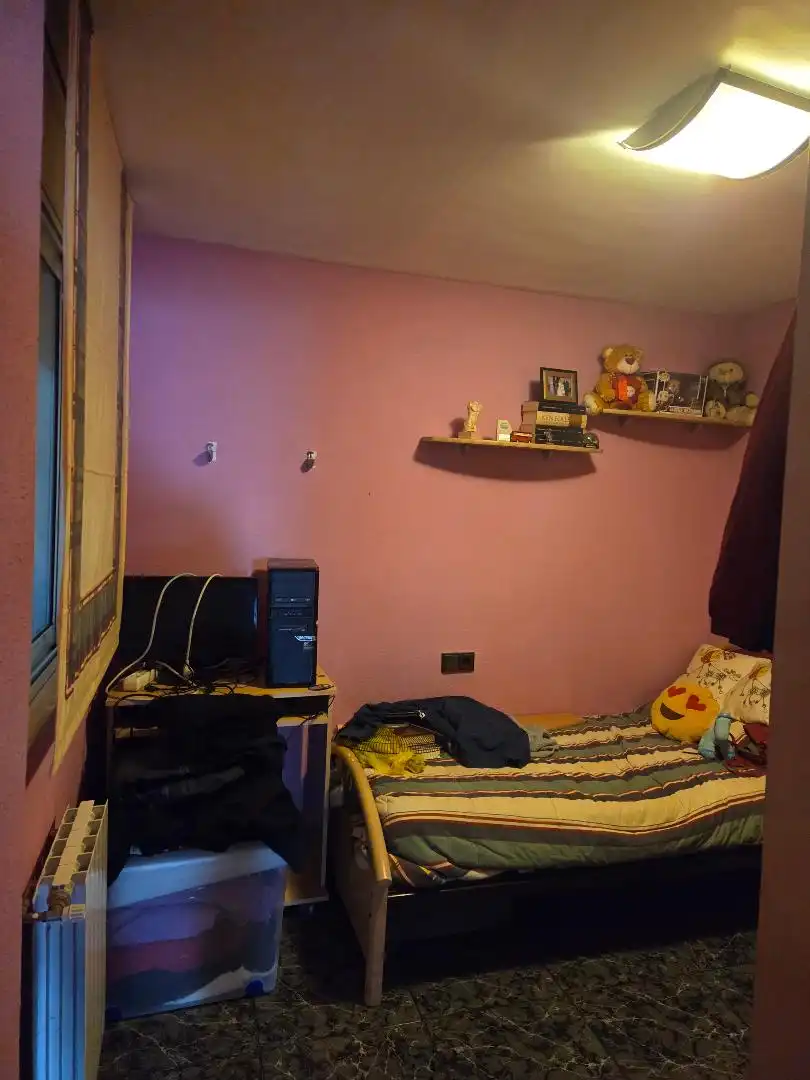 Habitación de Piso en venta en Terrassa con Aire acondicionado, Calefacción y Horno
