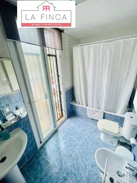 Bathroom of Detached homes for sale in Benalmádena  with Air Conditioner, Terrace and Storage room