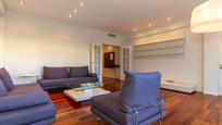 Living room of Flat for sale in  Barcelona Capital  with Air Conditioner