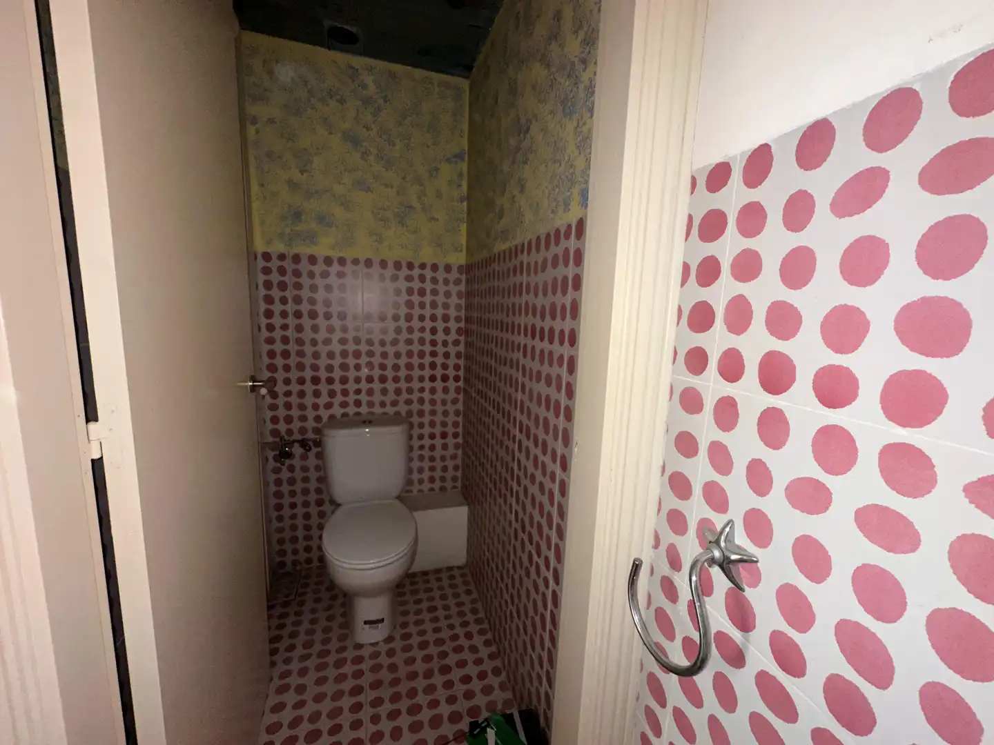Badezimmer von Geschaftsraum zum Verkauf in Gelida